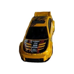 Pre-Owned Yellow Hot Wheels 2008 Ford Focus - Picture 1 of 11