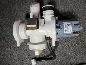 DC31-00178A Drain Pump Motor for Samsung Washers - Picture 1 of 3