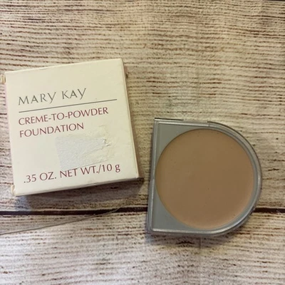 MARY KAY DAY CREME TO POWDER FOUNDATION IVORY 1.0 D-SHAPE 3101 BRAND NEW NOS - Image 1 of 4