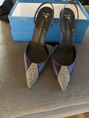 Giuseppe Zanotti слинга назад каблуки вечер темно-синий атлас с кристаллами размер 40 - Изображение 1 из 4