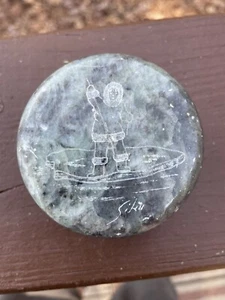 Siku Signed Soapstone Art, Inuit Etching, Eskimo Carving Canada Container - Picture 1 of 8