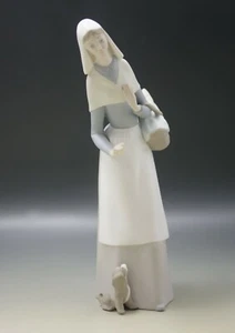 LLADRO PORCELAIN SHEPHERDESS WITH PUPPY #1034 MATTE FINISH RETIRED - Picture 1 of 5