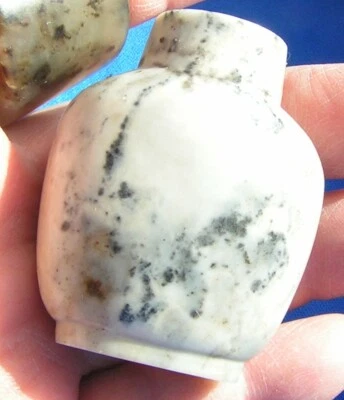  Antigua botella de tabaco de netherita rara de la dinastía Quing  Foto 1 de 4