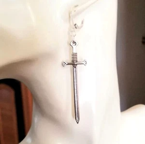 Pendiente de espada para hombre espada medieval para hombre joyería caballeros templarios - Imagen 1 de 4