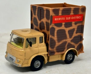 Vintage Corgi Daktari Giraffe Transporter Bedford Tractor Unit Truck - Picture 1 of 7