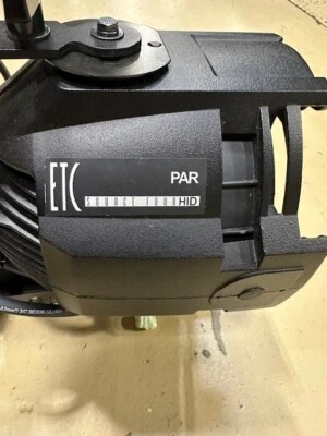 ETC Source 4 HID Par Can Lighting Fixture - Image 1 of 3