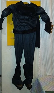 Rubies Justice League Batman Halloween Kostüm Kinder Größe Small 4-6 GEPOLSTERT - Bild 1 von 6