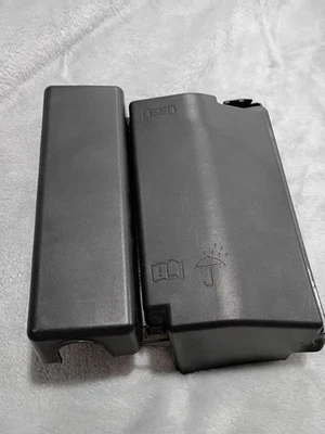 2012-2019 VOLKSWAGEN PASSAT, JETTA FUSE BOX RELAY MODULE COVER 5C0-937-132-B OEM - Image 1 of 4