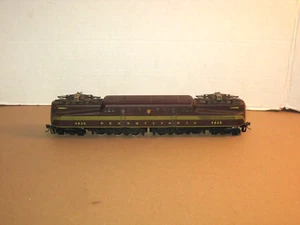 HO Scale AHM/ IHC/Mehano Tuscan 5 Stripe GG1 4828 Runs!!!!! - Picture 1 of 6