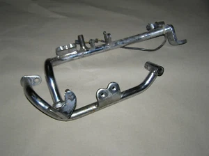 Yamaha XV 535 Virago Juego reposapiés footpeg bracket set - Imagen 1 de 2