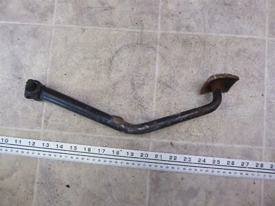 1993 Kawasaki KZ550 F K434-1) rear brake pedal lever #2 - Image 1 of 4