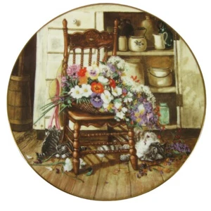 Country Cuttings Collector Plate 1st Flowers from Grandmas Garden Glenna Kurz - Picture 1 of 5