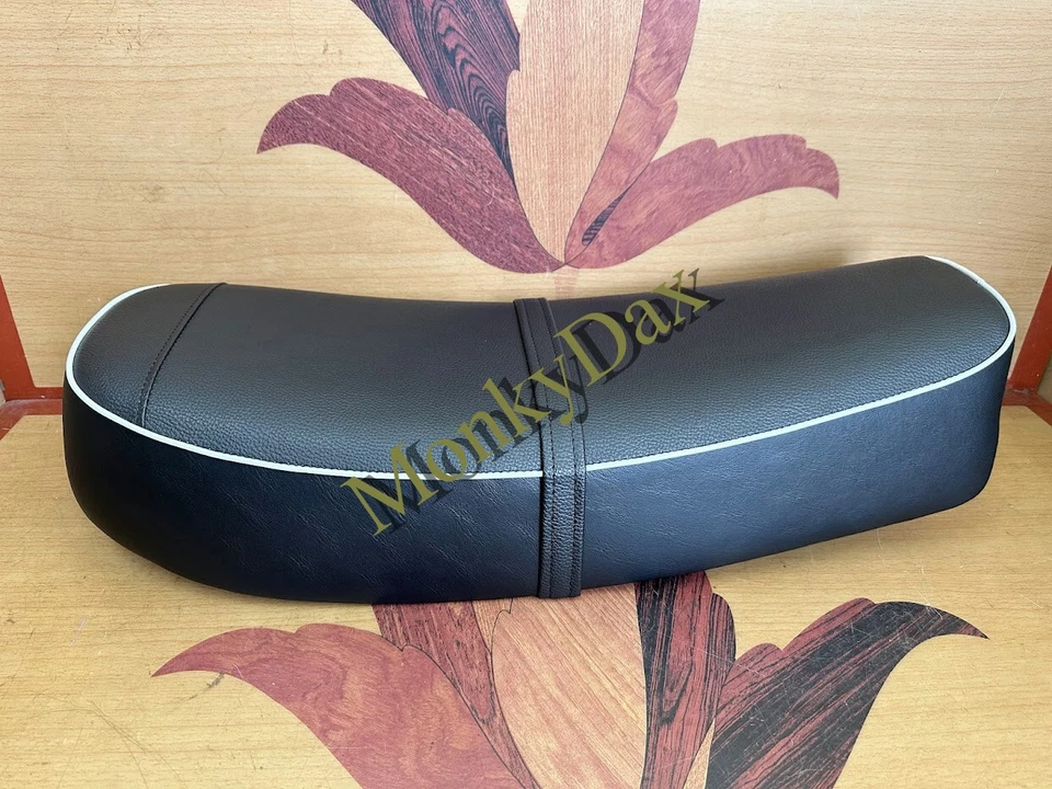 Asiento Honda CL450 1968-1969. Sillín doble Scrambler CL450 K0. Se adapta a: 69-71 K1-K3 Foto 1 de 4