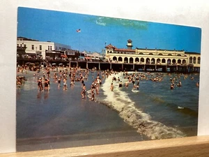 Surf and Beach Near Convention Hall: Ocean City, NJ - Vintage Postcard - Picture 1 of 3