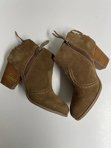 Minnetonka Damen-Bootie Leder Wildleder Reißverschluss Seitenverschluss hinten Spitze Blockabsatz 6,5 - Bild 1 von 11