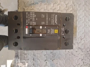 Square D KDL32225 Interruttore, 225 Ampere, 3 Poli, 240V, 25kA, KDL TESTATO ✅ - Foto 1 di 2