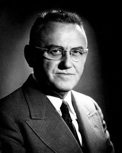 Frank J. Selke General Manager of Montreal Canadiens 8x10 Photo - Picture 1 of 1