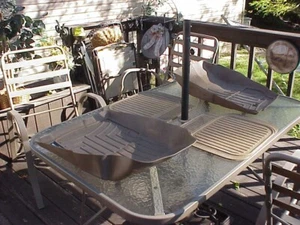1997-2001 JEEP CHEROKEE FRONT WEATHER TECH AND REAR RUBBERMAID FLOORMATS - Picture 1 of 13