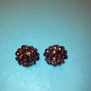 Vtg Signed VOGUE 50s Amethyst AB Crystal Cluster Beaded Gold  Tone Clip Earrings - Picture 1 of 2
