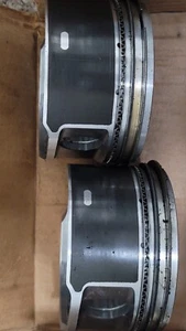 22095-99B PAIR HARLEY HAVIDSON OEM USED PISTONS - Picture 1 of 10