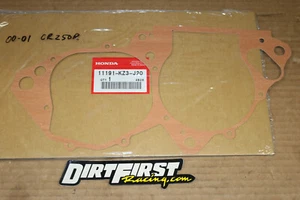 Honda OEM Crankcase Gasket Center Crank Case CR250R CR 250R 00-01 11191-KZ3-J20 - Picture 1 of 1
