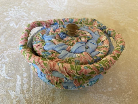Vintage 1950's Cotton Woven Blue Floral Design Trinket Basket with Lid 7” Round Cover