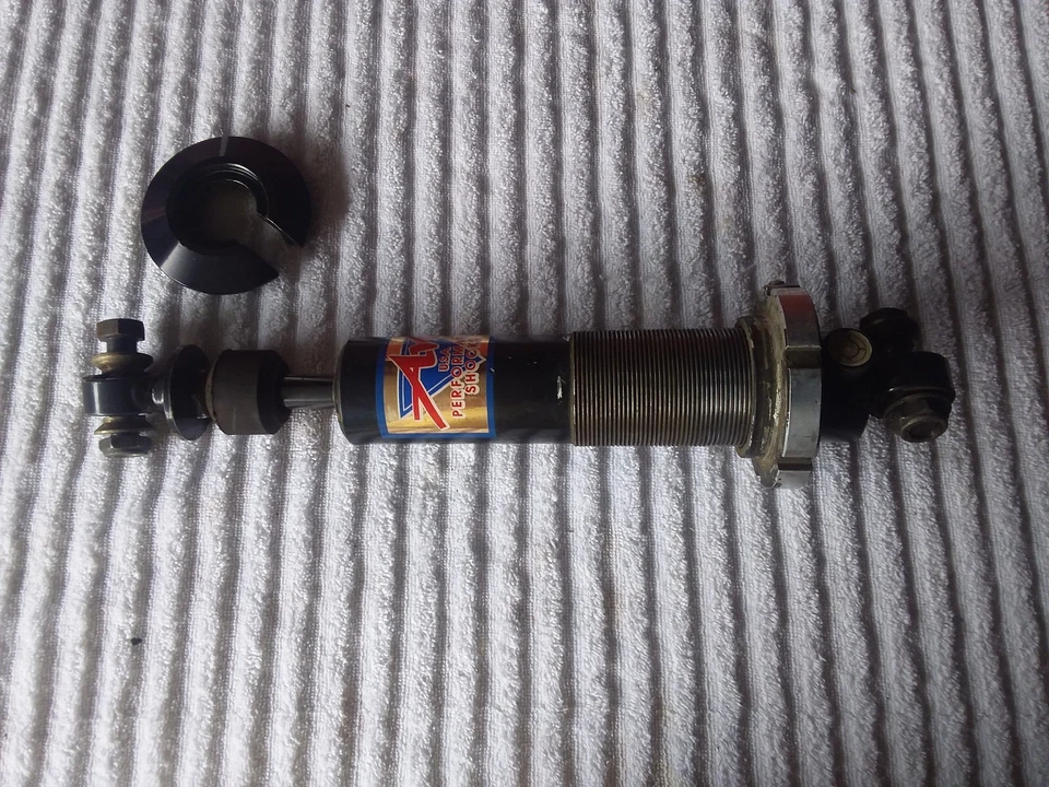 Amortiguadores de rendimiento AVO bobina (solo choque) ¿para piezas o reparación? Foto 1 de 3