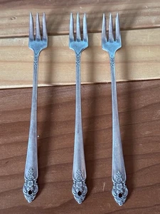 "3 tenedores de cóctel Prestige Plateados 6"" vintage patrón floral rosa" - Imagen 1 de 6