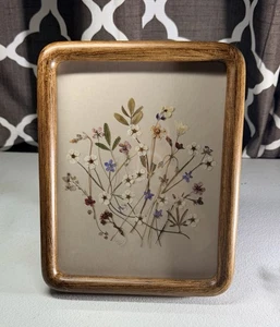 Beautiful flower Art print framed From Target Faux Wood Frame 8”x10” Hearth&hand - Picture 1 of 6