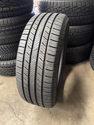New Michelin Defender2 235/55R19 SUV CUV Sedan Tire  - Image 1 of 3
