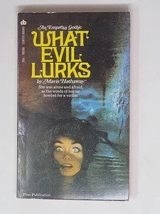 MAVIS HATHAWAY 1ST EDITION - What Evil Lurks, 1974, Empress Gothic - Picture 1 of 4