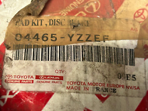 Genuine Toyota Hilux Front Optifit Brake Pads Axle Set 2011-2013 04465YZZEF