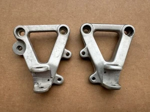 OEM Ducati 748 916 996 998 Right & Left Front Foot Peg RearSet Rear Set Bracket - Picture 1 of 7