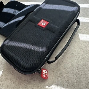 Official Nintendo Switch Travel Carrying Case Hard Shell Protective Storage Bag - Picture 1 of 3