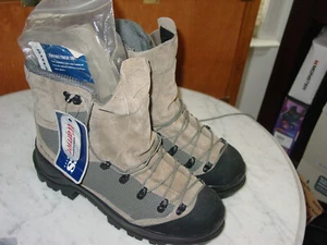 Herren Bates E03600 Tora Bora alpine Wanderstiefel! Größe 11R Neu mit Etikett verkauft wie besehen! - Bild 1 von 13