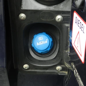 Genuine Mercedes Vito W447 Sprinter Vito AdBlue Tank Filler Cap MB14/Z3 - Picture 1 of 3