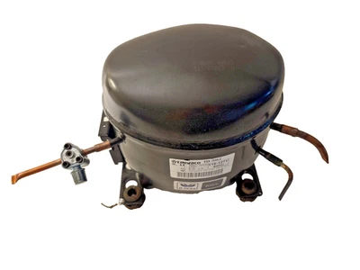 ***Compressor de geladeira Embraco EGX 70HLC 115V-127V*** - Imagem 1 de 4