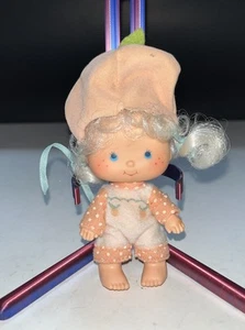 Baby Apricot Strawberry Shortcake 3.5” Doll 1979 American Greetings Vintage - Picture 1 of 6