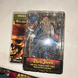 Figura Neca Davy Jones Piratas del Caribe Película Serie 1 Cofre del Hombre Muerto - Imagen 1 de 4