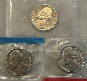 1972 P D S Jefferson Nickel - Proof & BU 3 Coin Lot - Mint Cello - Picture 1 of 5
