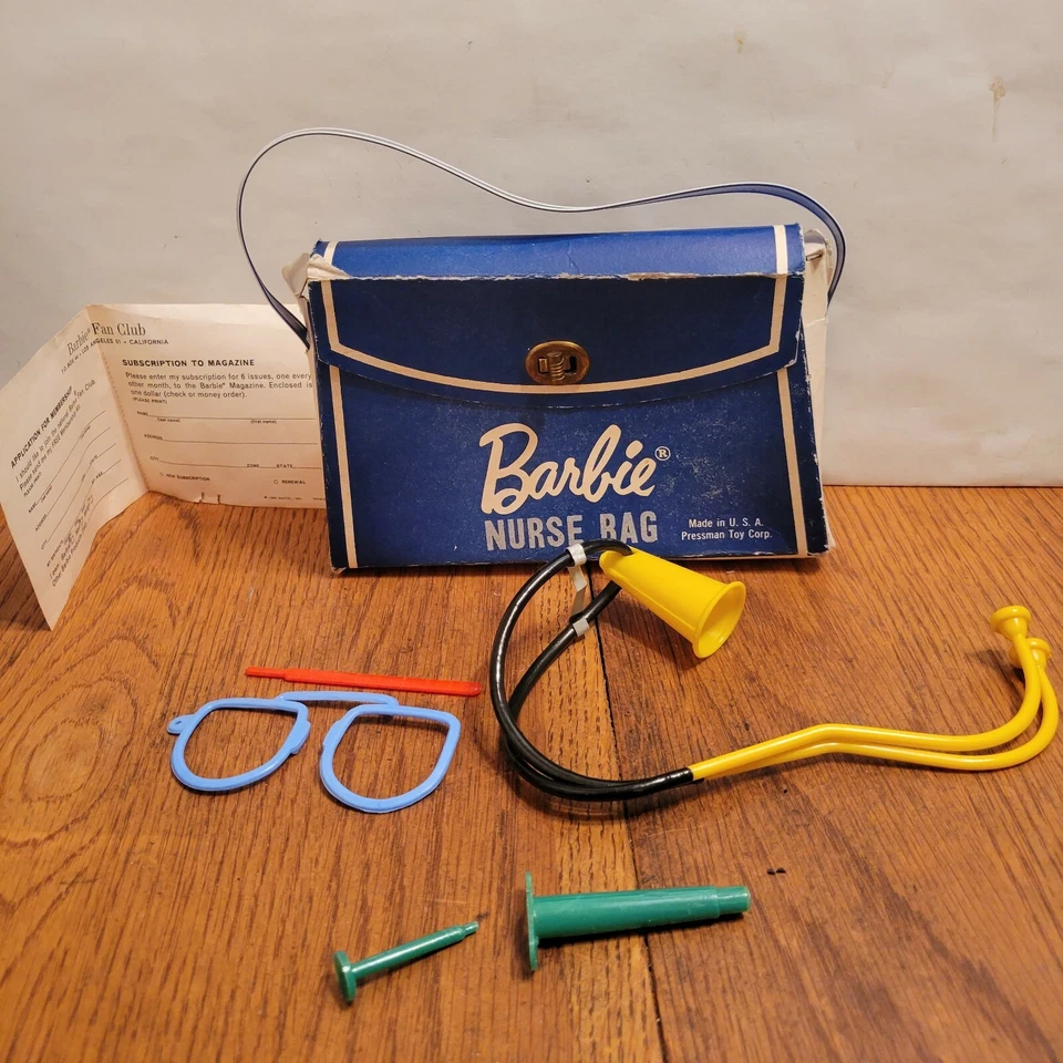 1962 BARBIE NURSE BAG W/ACCESSORIES PRESSMAN RARE - Image 1 of 4