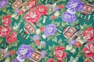 RED AND PURPLE FLOWERS AND ASIAN LANTERNS ON GREEN- 100% COTTON FABRIC - Picture 1 of 3