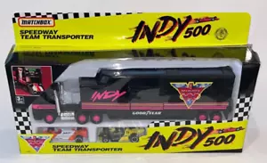 Matchbox, INDY 500 SPEEDWAY TEAM TRANSPORTER / GIFT SET (Dated 1990) - Picture 1 of 4