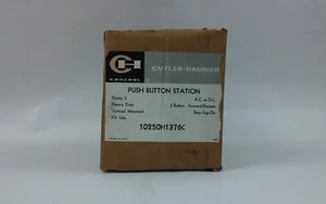 CUTLER HAMMER PUSH BUTTON START 10250H1376C 3 BUTTON "STOP-JOG-ON" *NIB* - Picture 1 of 2
