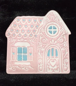 4 Pink Gingerbread House Appetizer Plates 6" Porcelain Christmas Pinkmas PRETTY - Picture 1 of 10