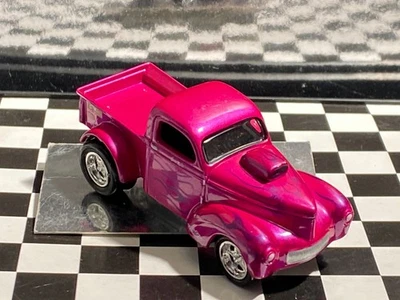 1/64 1941 WILLYS CUSTOM PICKUP HOT PINK B23 - Image 1 of 4