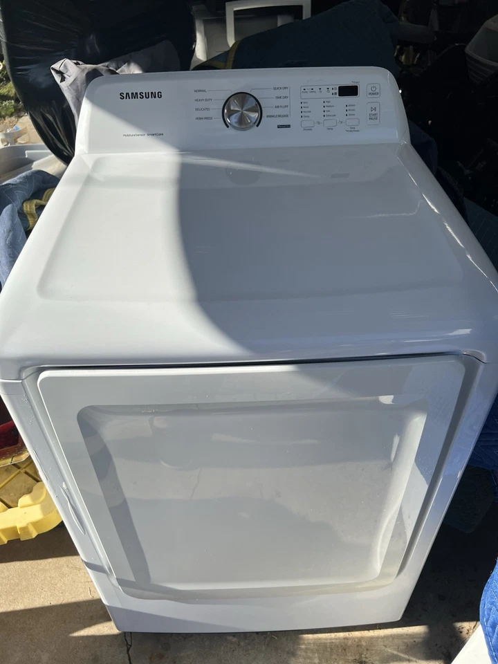 🔥 Газовая сушилка Samsung с датчиком влажности и интеллектуальным уходом (модель 2021 года) - Изображение 1 из 3