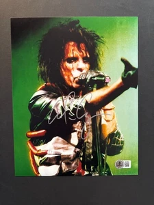 Alice Cooper Hot! autographed signed shock rock 8x10 photo Beckett BAS coa - Picture 1 of 1