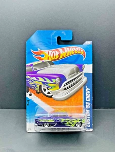 2011 Hot Wheels Heat Fleet Custom '53 Chevy (Purplew/Green Flames) 91/244 - Picture 1 of 2
