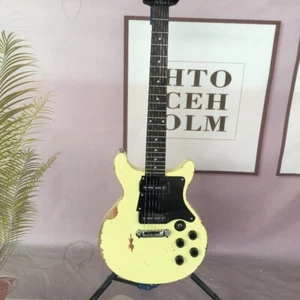 LP Relic Doppio Taglio Chitarra Elettrica Crema Giallo P90 Pickup Tastiera Palissandro - Foto 1 di 8